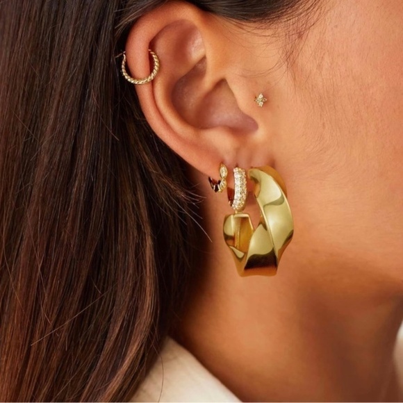 Gold 14k Gold Plated Twist Hoop Earrings - Picture 4 of 5